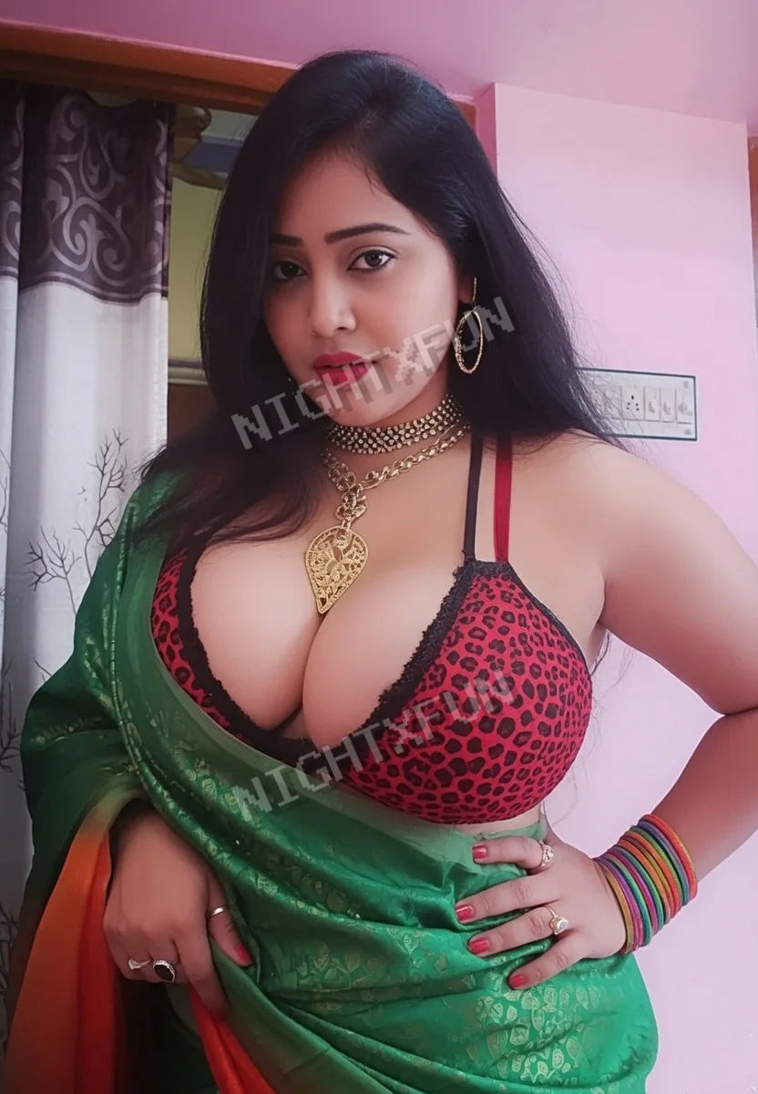 Kiara is the call girl you pull close when Nagpur has gone quiet