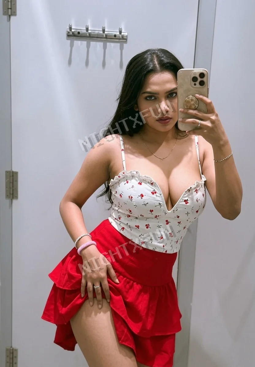 Saanvi is a call girl for a slow Kolhapur night